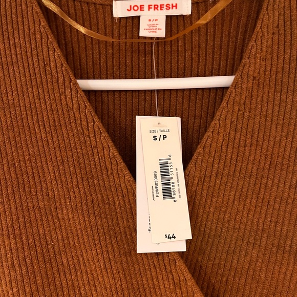 TAGS STILL ON Joe Fresh wrap dress - Picture 2 of 3